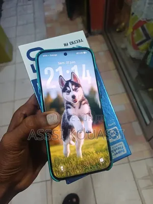 Nouveau Tecno Spark 40 Pro 256 GB Vert