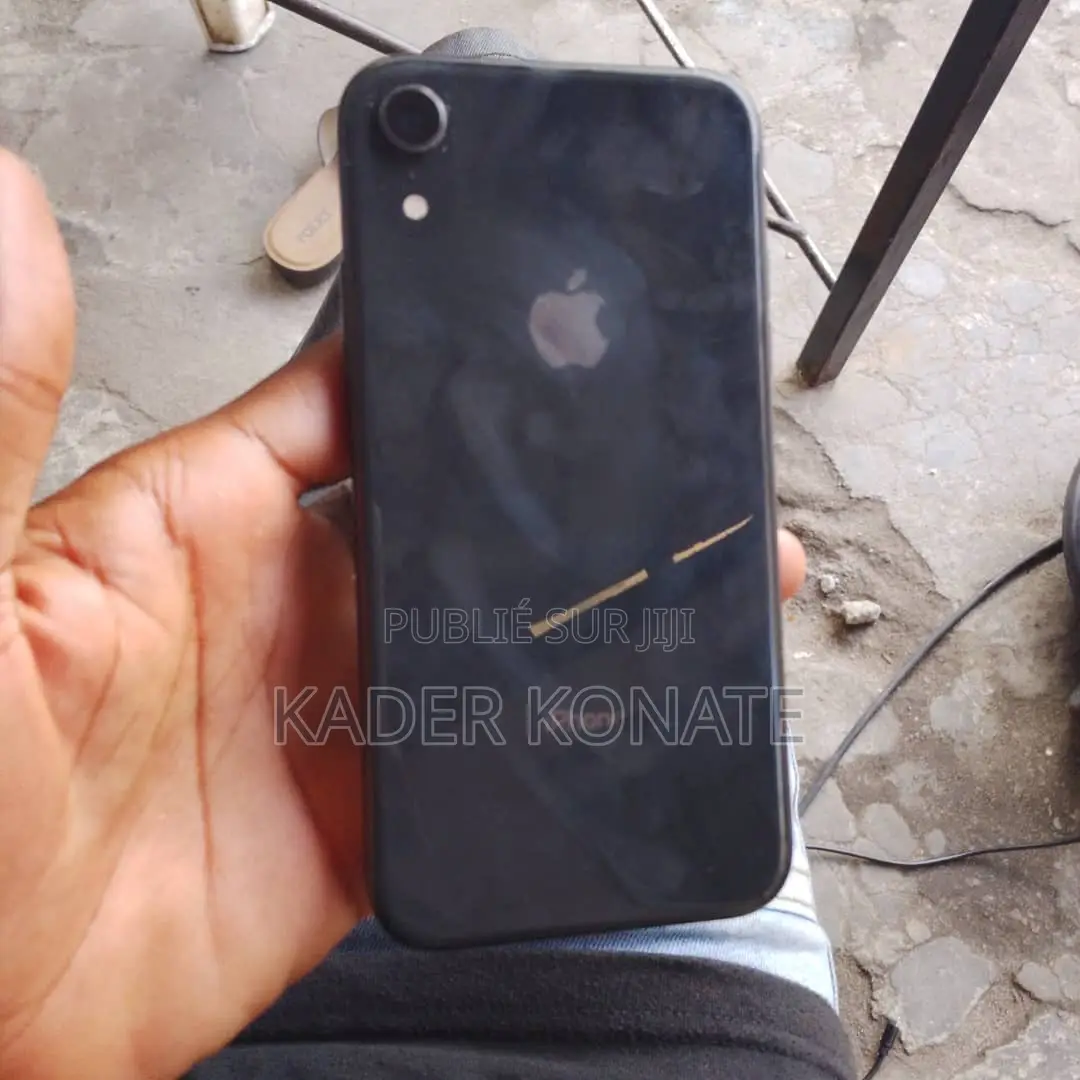 Nouveau Apple iPhone XR 64 GB Noir