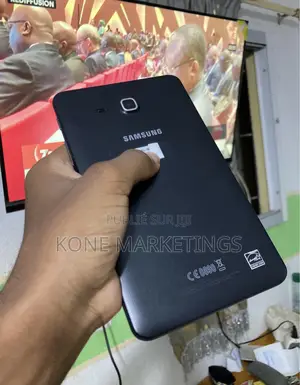 Nouveau Samsung Galaxy Tab A 7.0 16 GB Noir