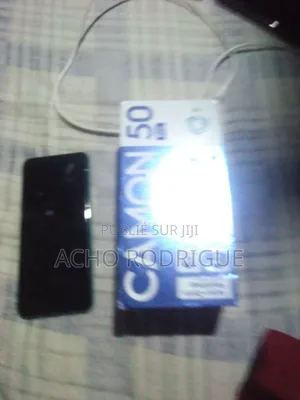Nouveau Tecno Camon 50 Pro 256 GB Bleu