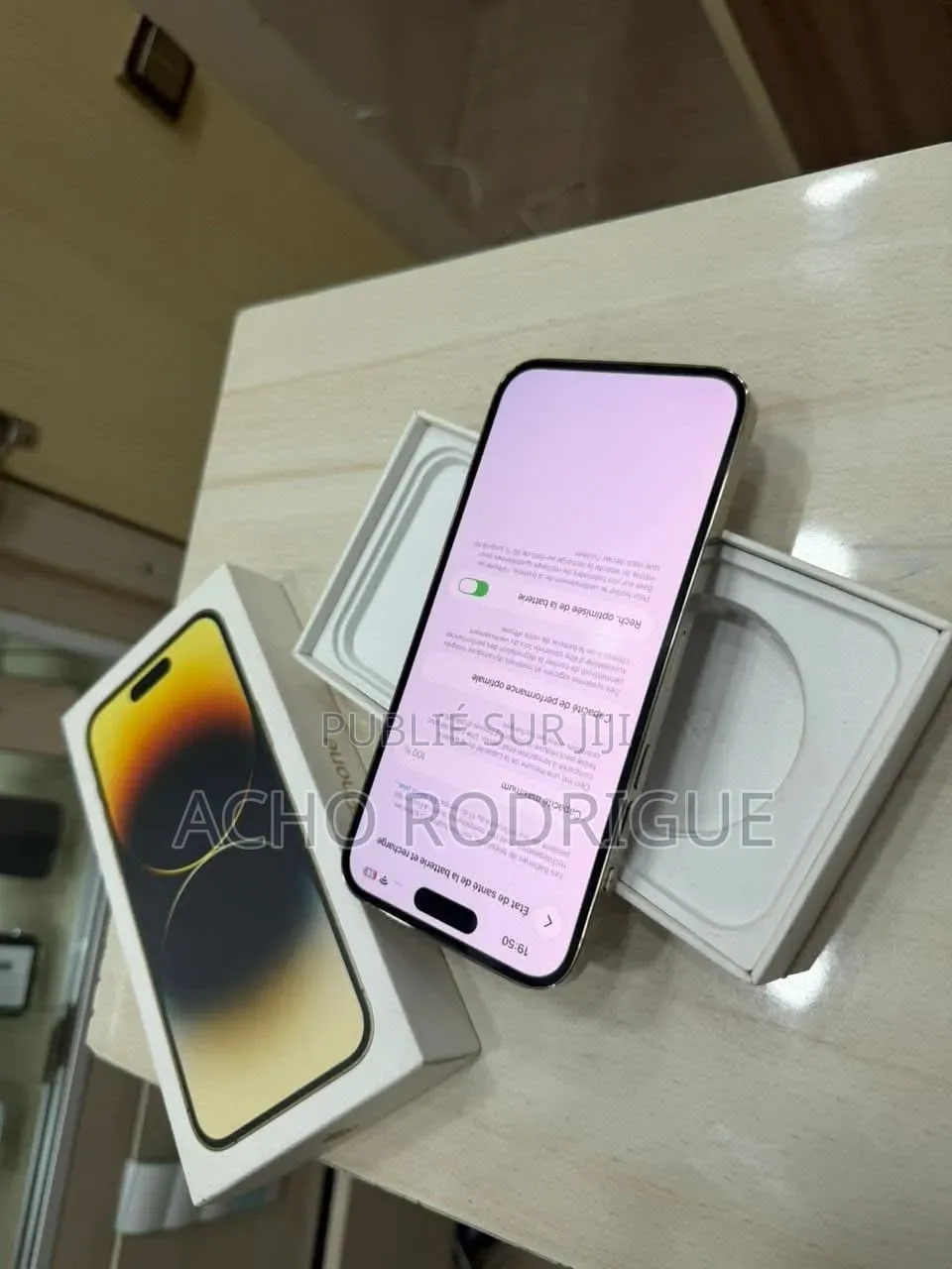Nouveau Apple iPhone 14 Pro Max 512 GB Bronze