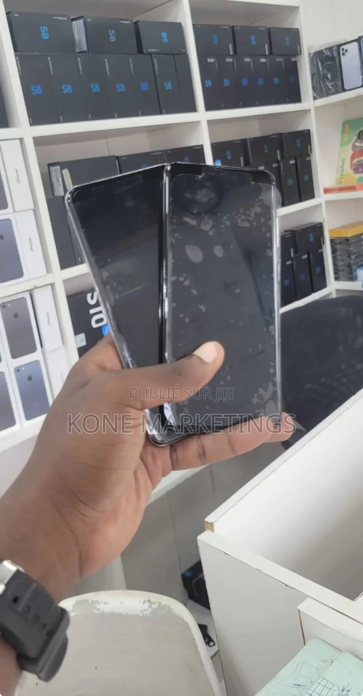 Nouveau Samsung Galaxy S20 128 GB Noir