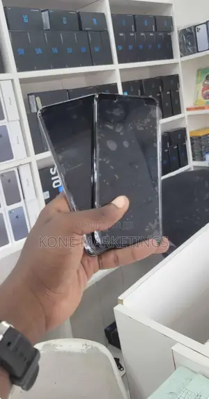 Nouveau Samsung Galaxy S20 128 GB Noir