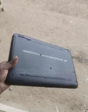 Nouveau Ordinateur de bureau HP 200 G4 4GB Intel Core i5 HDD 128GB