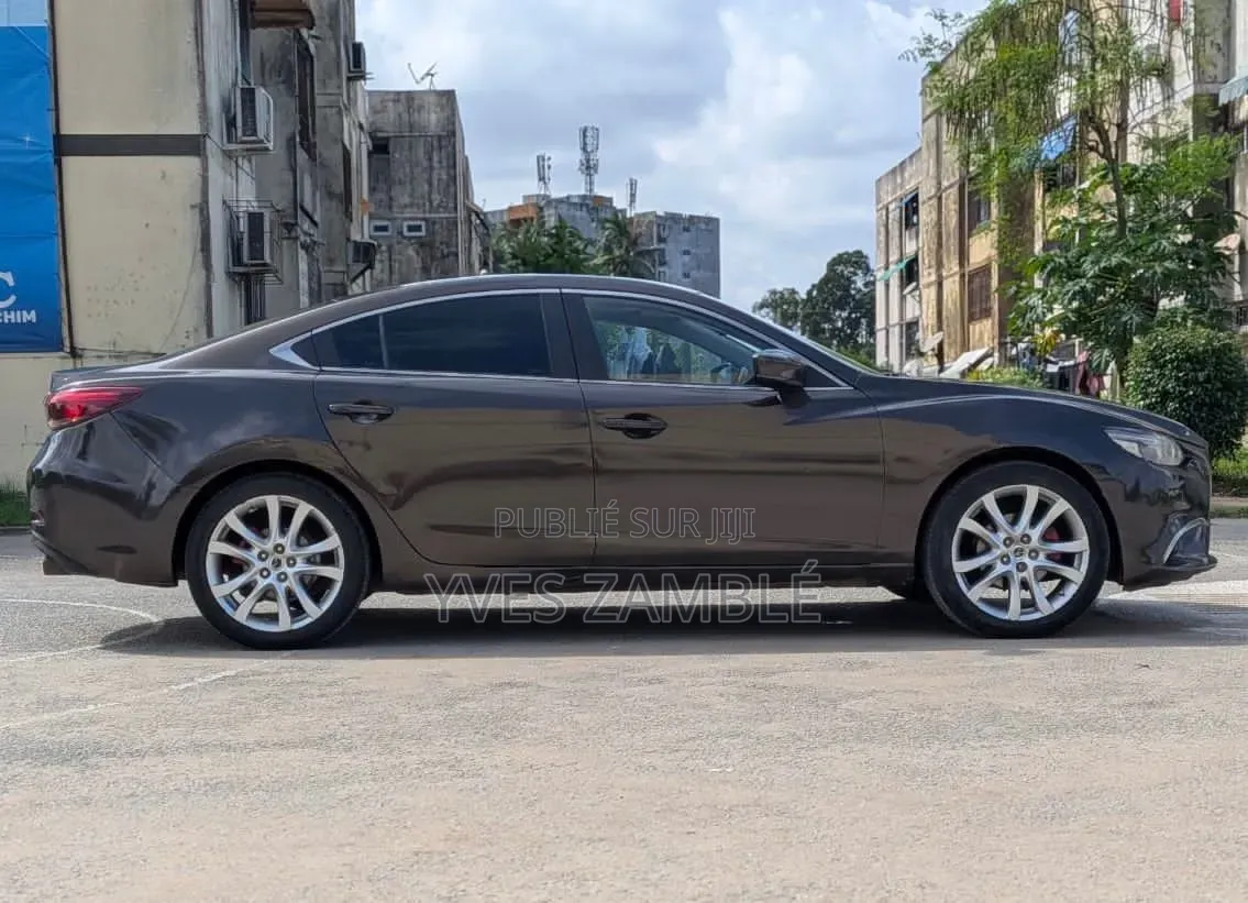 Mazda 6 2019 Noir