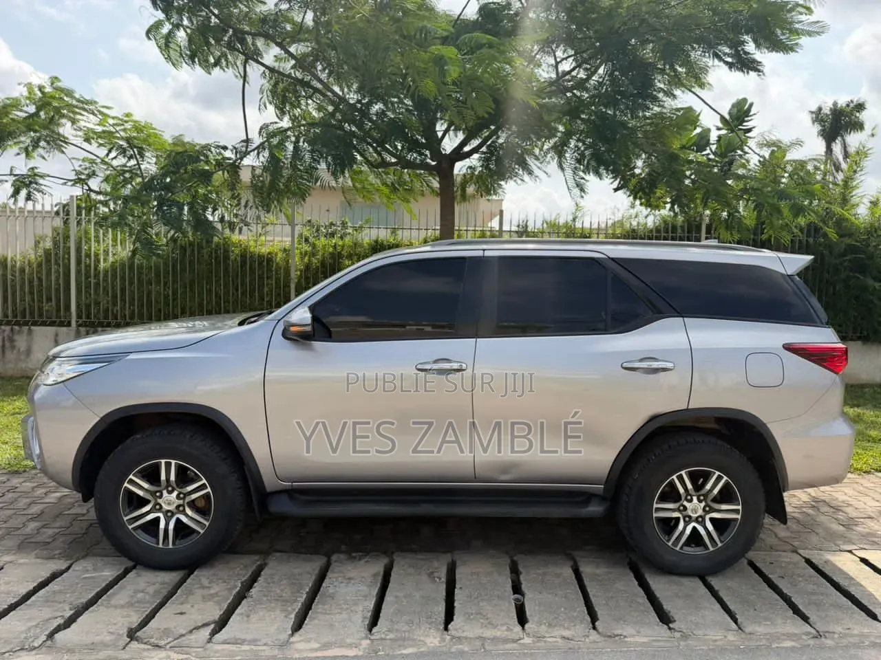 Toyota 4-Runner 2020 Noir