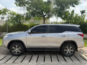 Toyota 4-Runner 2020 Noir