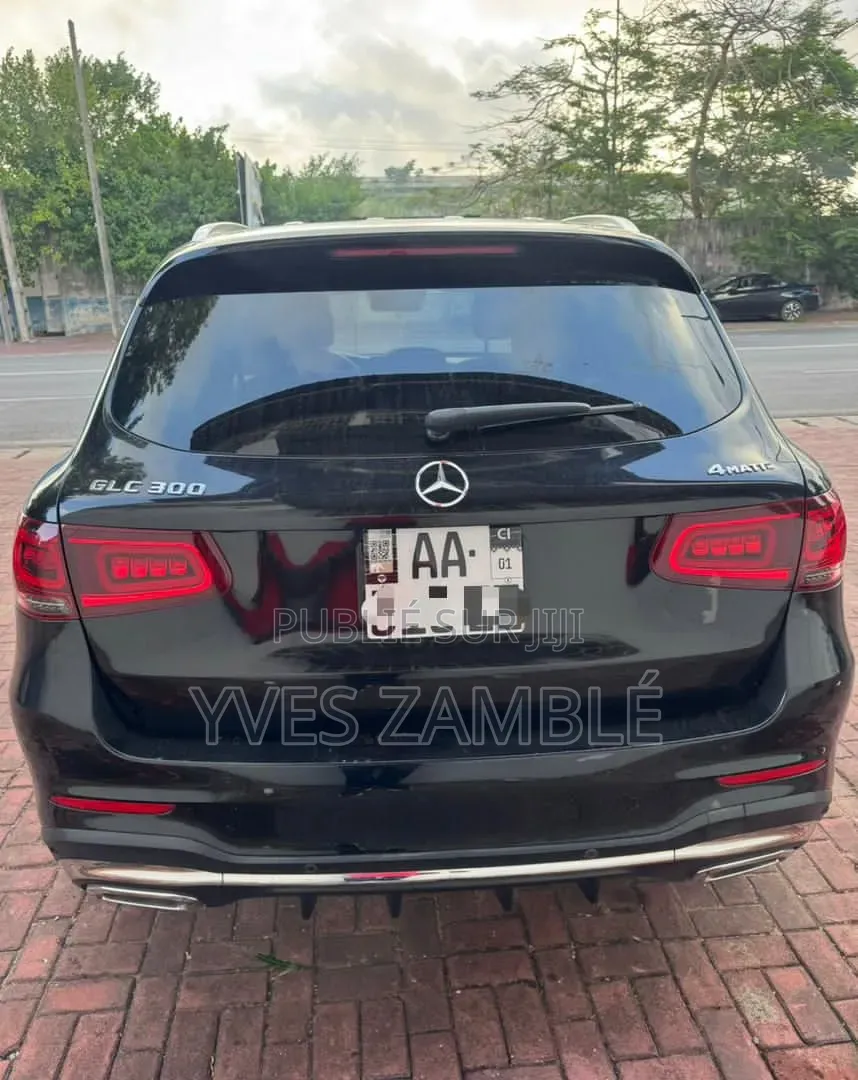 Mercedes-Benz C300 2022 Noir