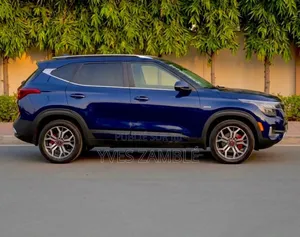 Kia Seltos 2022 Bleu