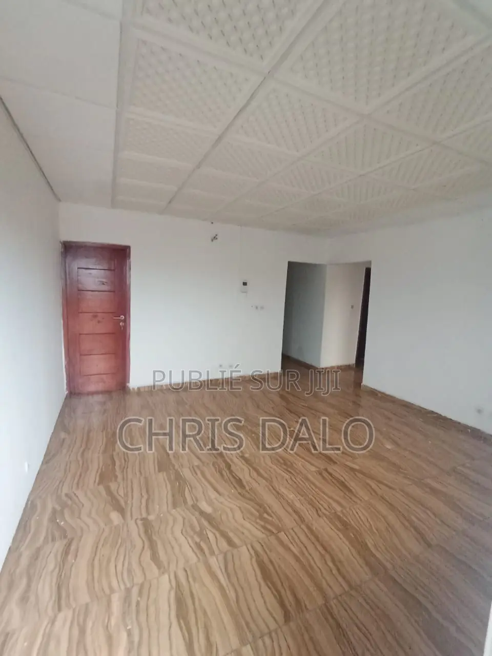 1chbre Appartement dans Roberson, Cocody à Louer