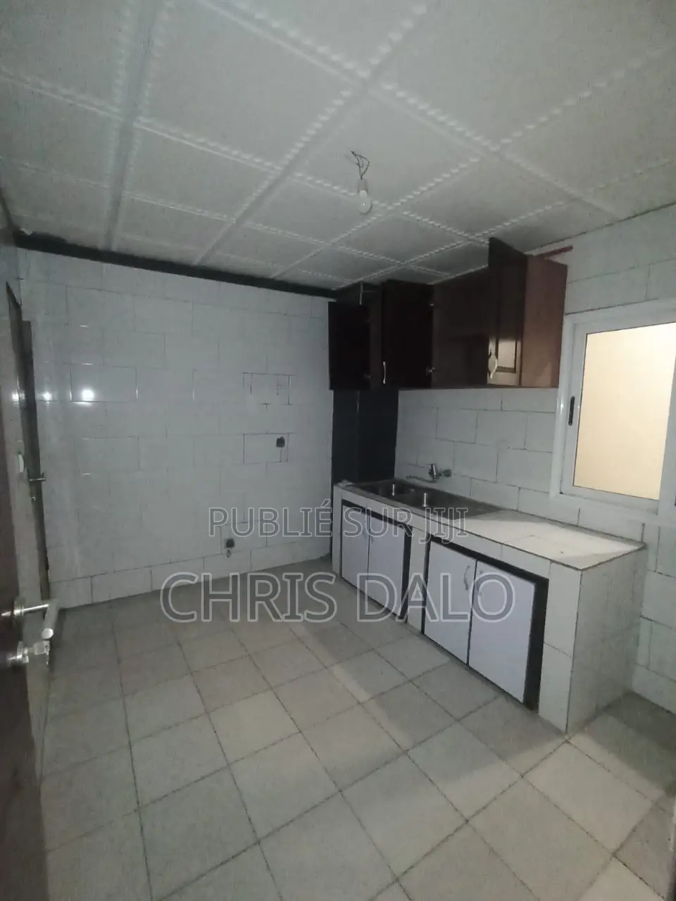 1chbre Appartement dans Roberson, Cocody à Louer
