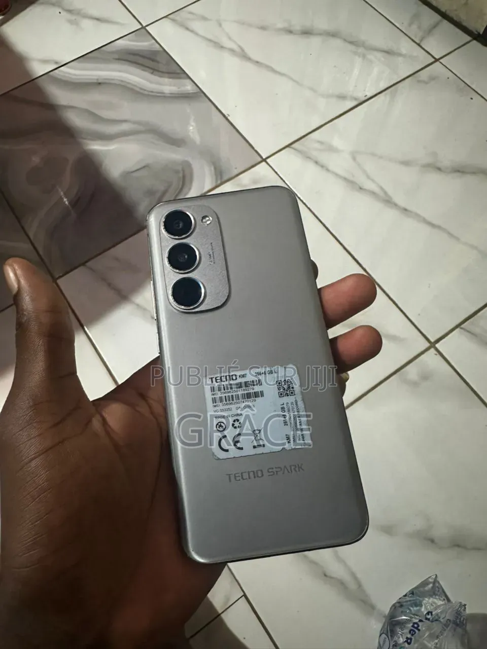 Nouveau Tecno Spark 40 Pro+ 256 GB Gris