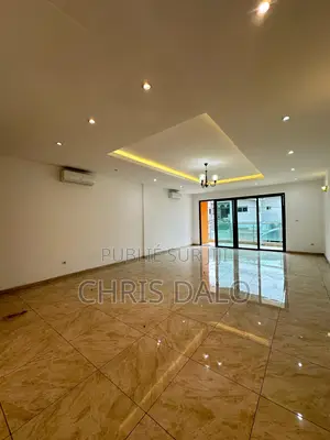 2chbre Appartement dans Roberson, Cocody à Louer