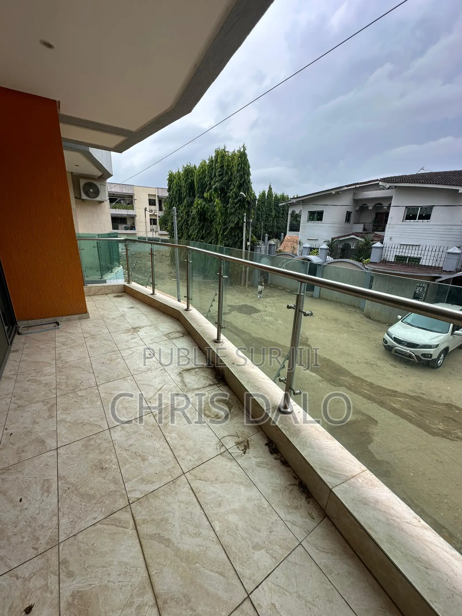 2chbre Appartement dans Roberson, Cocody à Louer