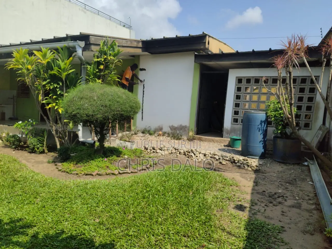 3chbre Villa dans Roberson, Cocody à Louer