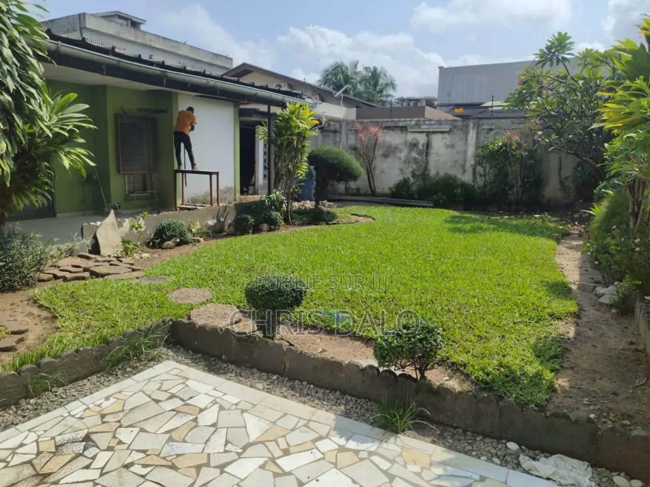 3chbre Villa dans Roberson, Cocody à Louer