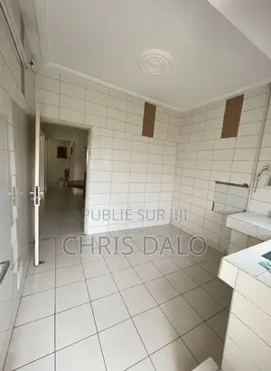 5chbre Duplex dans Roberson, Cocody à Vendre
