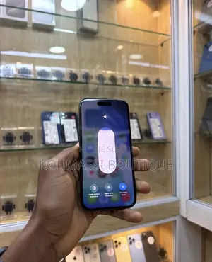 Nouveau Apple iPhone 16 512 GB Noir