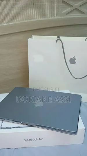 Nouveau Ordinateur portable Apple MacBook 2006 16GB Apple M5 SSD 512GB