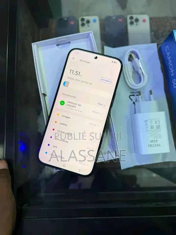 Nouveau Tecno Camon 50 Pro 256 GB Noir