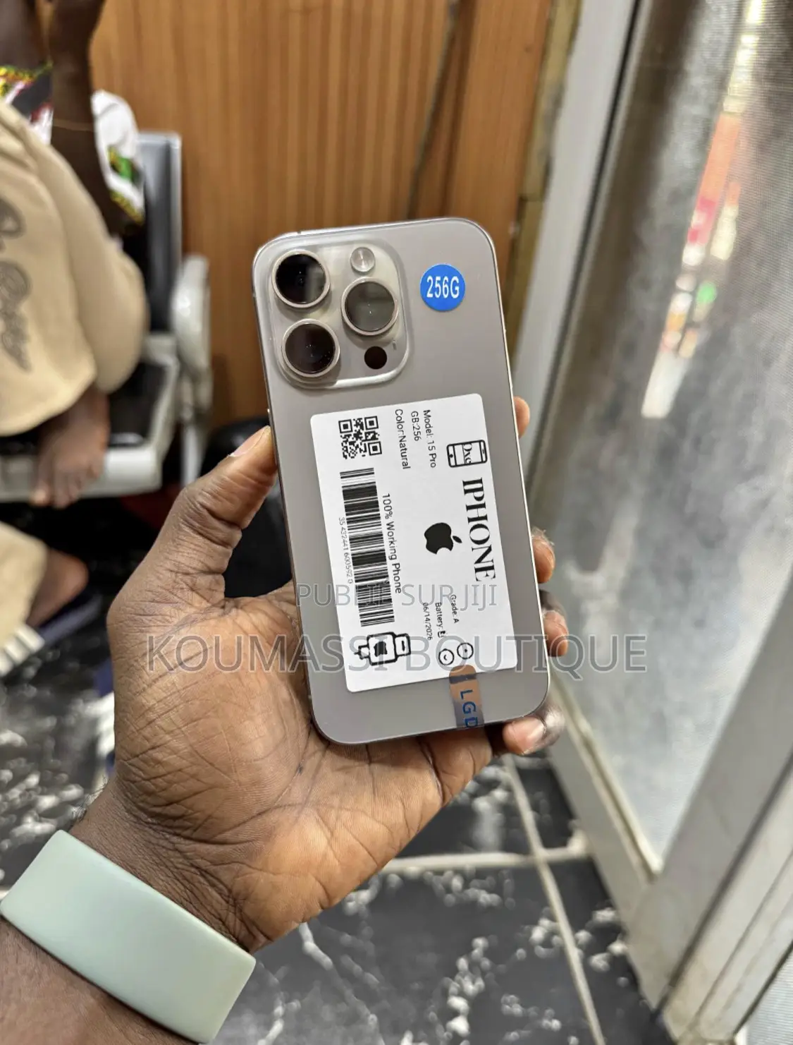 Nouveau Apple iPhone 15 Pro 256 GB Argenté