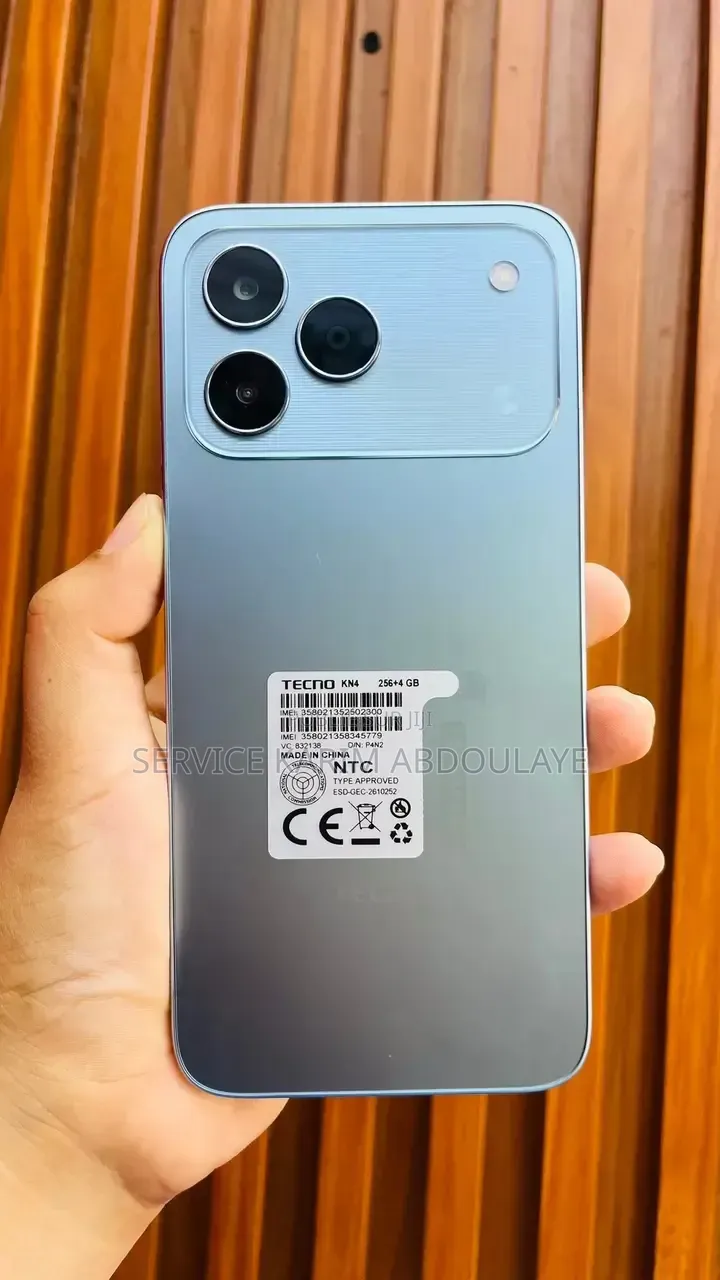 Nouveau Tecno Spark 50 128 GB Blanc