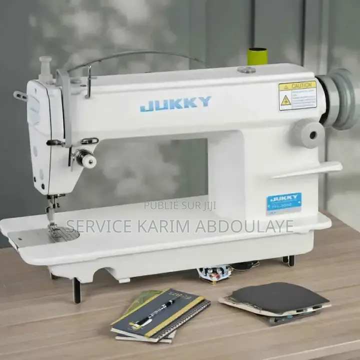 Machine À Coudre