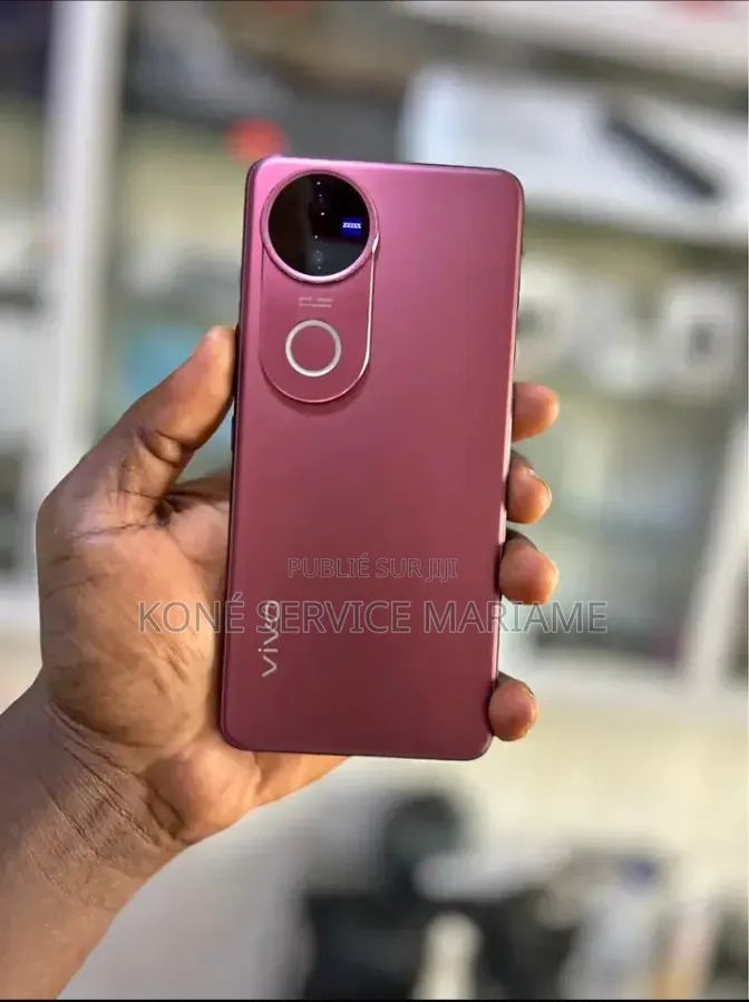 Nouveau Vivo V50 256 GB Rouge