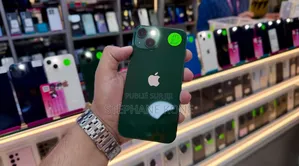 Nouveau Apple iPhone 13 256 GB Argenté