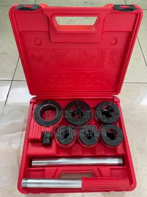 Filières À Cliquet Ou Coffret De Porte-tarauds