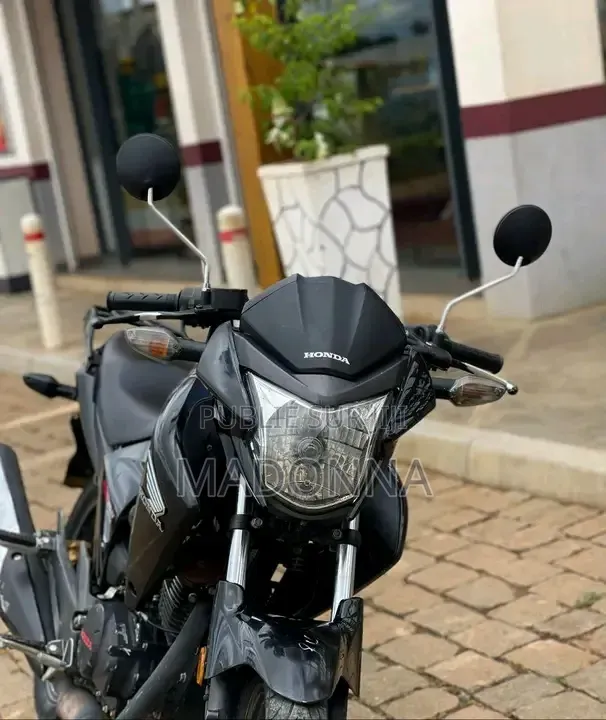 Honda NC700X 2022 Noir