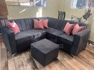 Canapé d'Angle Compact 2 Place + Méridienne Avec Pouf