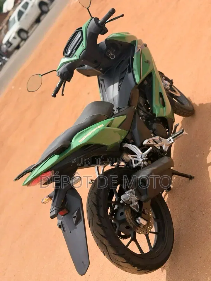 Nouveau Yamaha Autre 2025 Vert