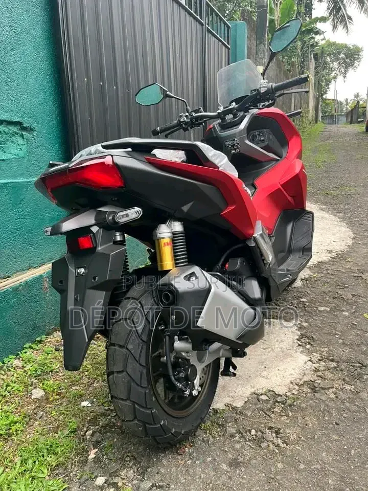 Nouveau Honda Autre 2026 Rouge