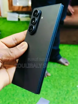 Nouveau Samsung Galaxy S23+ 256 GB Autre