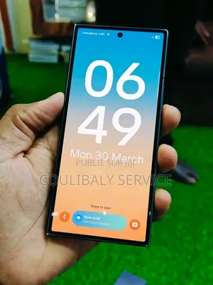 Nouveau Samsung Galaxy S23+ 256 GB Autre
