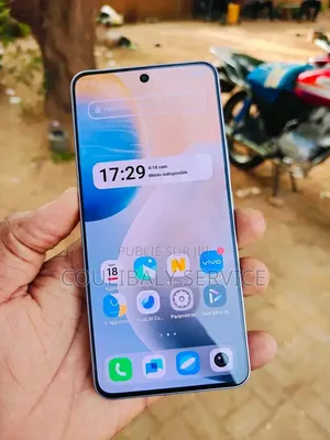 Nouveau Vivo Y500 512 GB Autre