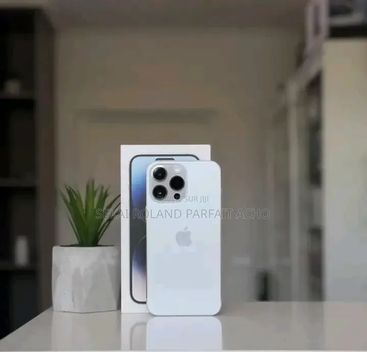 Nouveau Apple iPhone 12 Pro Max 256 GB Blanc