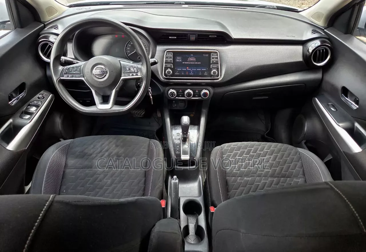 Suzuki Swift 2022 Gris