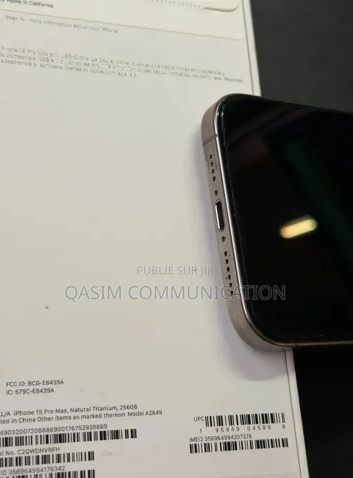 Apple iPhone 15 Pro Max 256 GB Gris