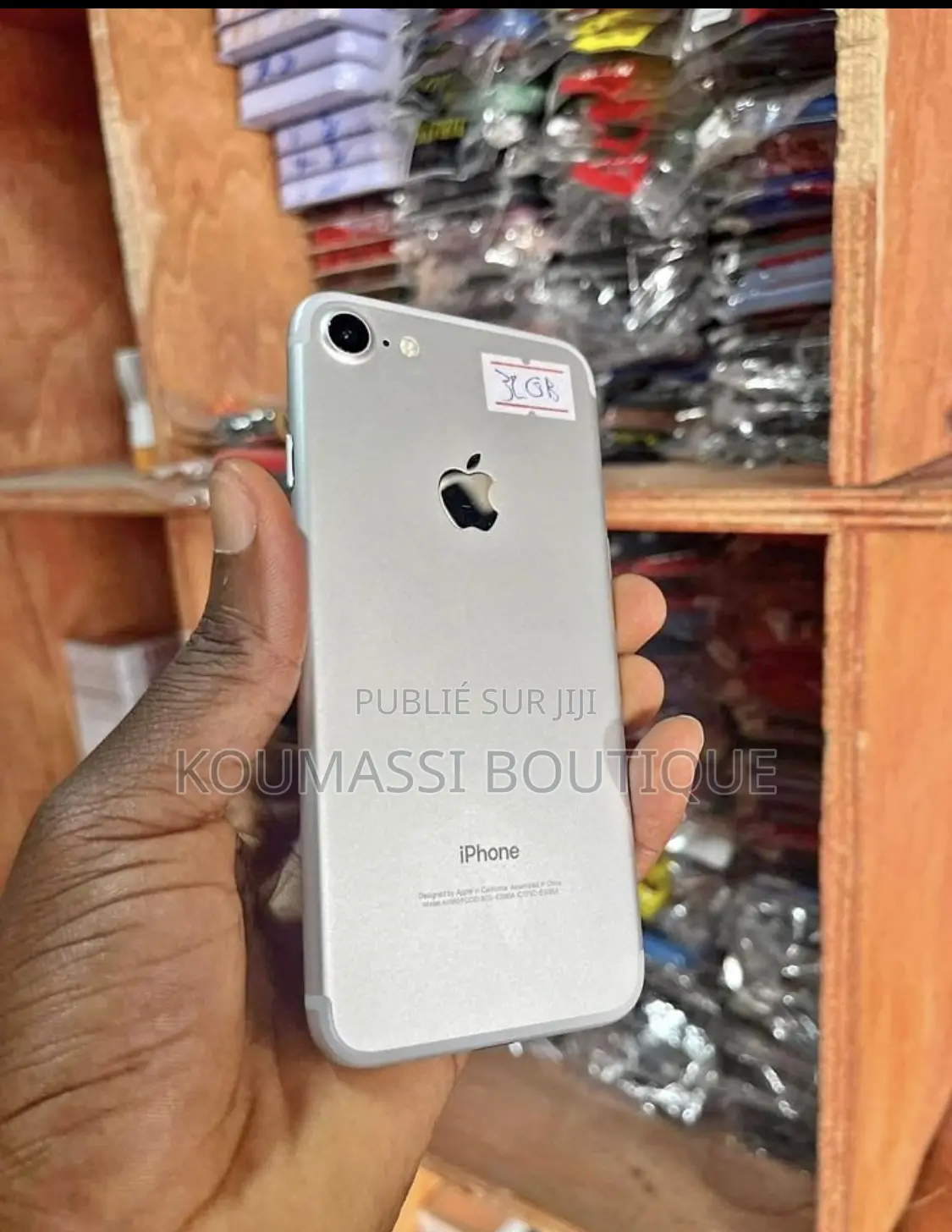 Nouveau Apple iPhone 7 128 GB Argenté