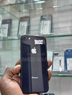 Nouveau Apple iPhone 8 128 GB Noir