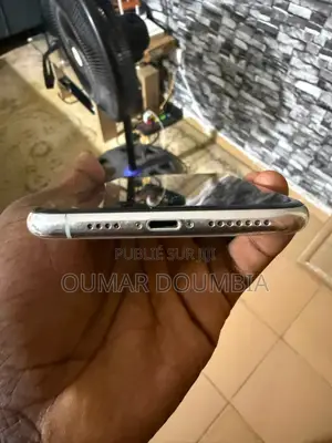 Nouveau Apple iPhone 11 Pro Max 256 GB Blanc
