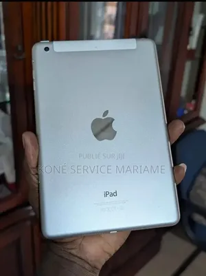 Nouveau Apple iPhone SE (2022) 256 GB Gris