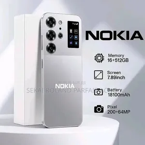 Nouveau Nokia 6121 classic Blanc
