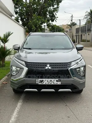 Mitsubishi Eclipse Cross 2022 Gris