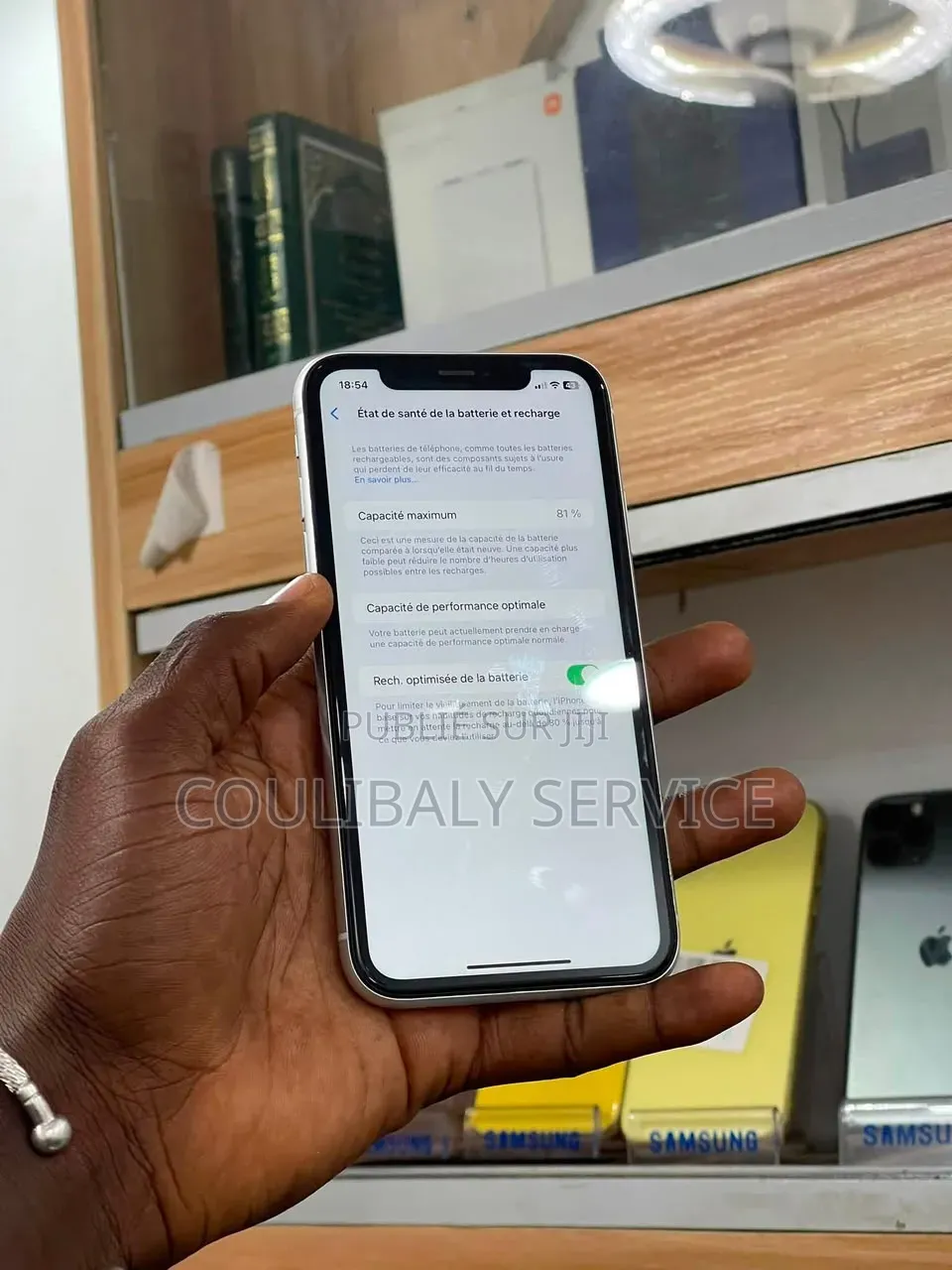 Nouveau Apple iPhone XR 64 GB Autre