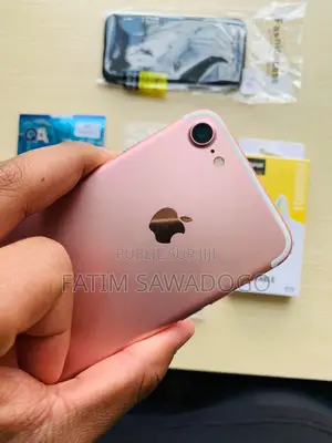 Nouveau Apple iPhone 7 128 GB Doré