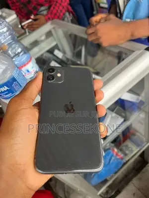 Nouveau Apple iPhone 11 128 GB Noir