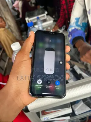 Nouveau Apple iPhone 11 128 GB Noir